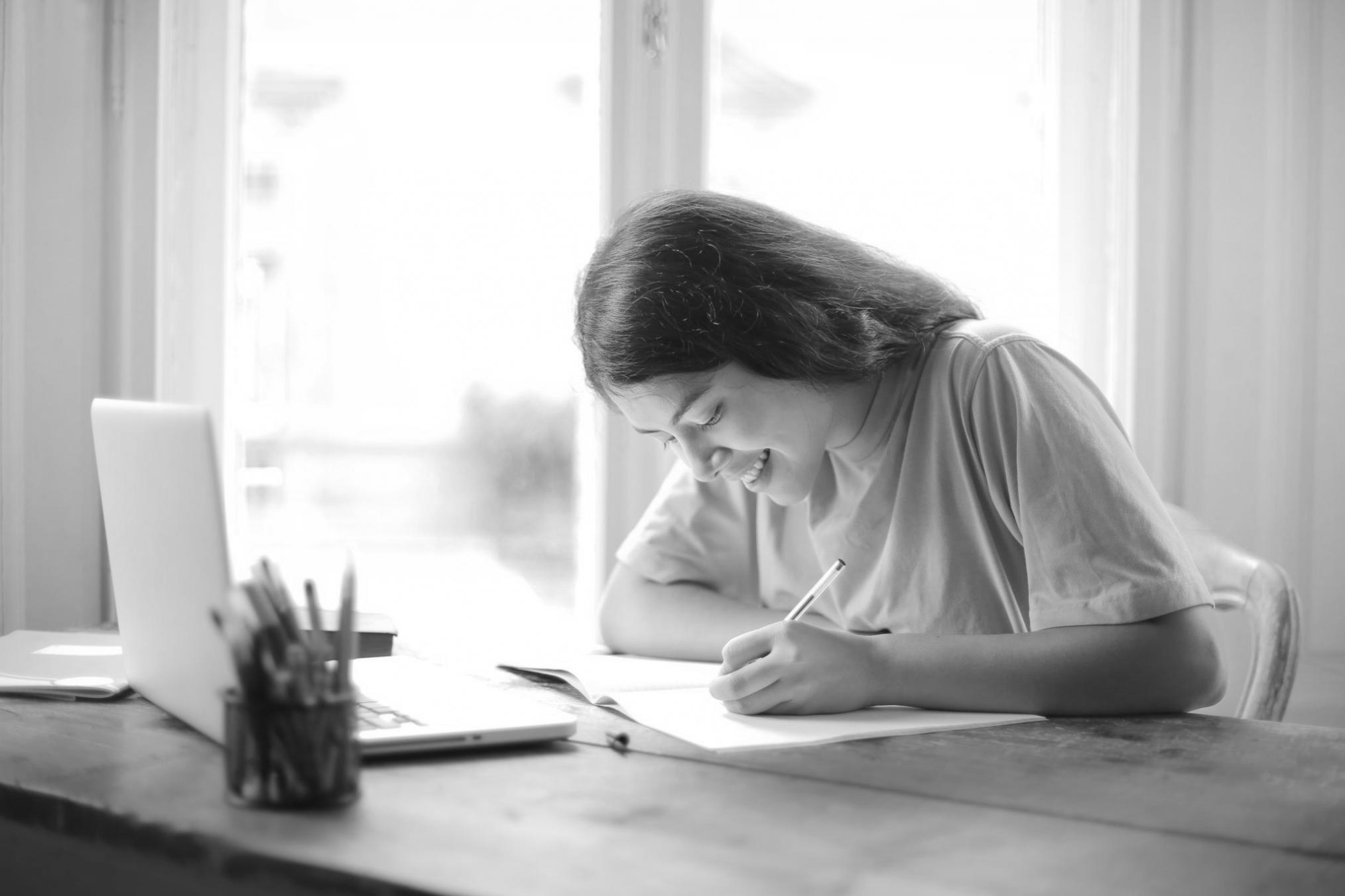 Cross-platform learning experience on multiple devices